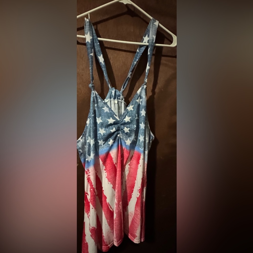 Women’s cute size large red white and blue top